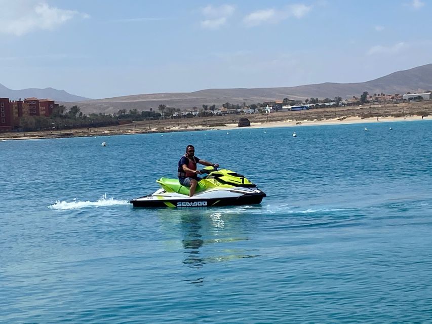 Caleta de Fuste: Jet Ski Circuit Experience - Included gear and what you’ll need to plan separately