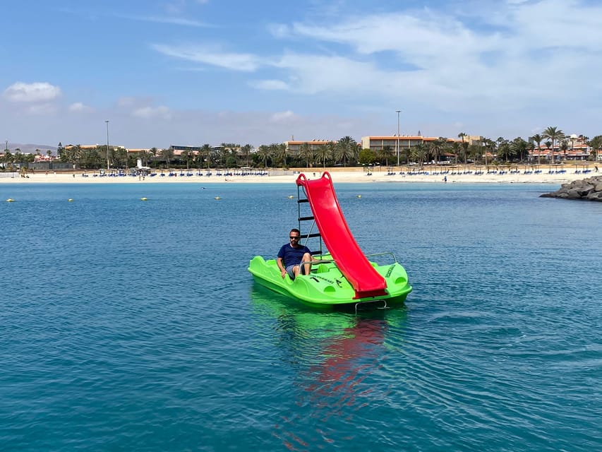 Caleta de Fuste: Pedalo with slide rental - FAQ