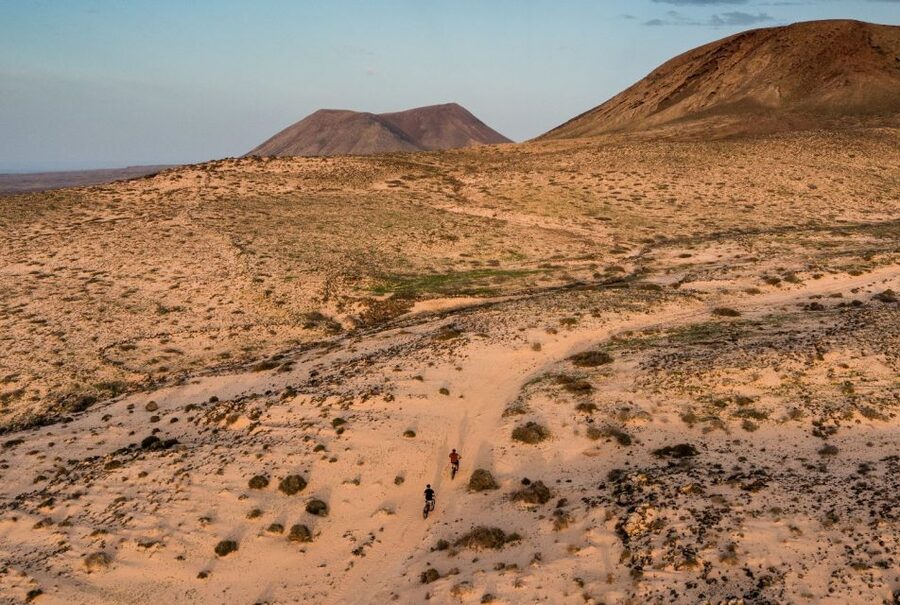 Corralejo: E-Bike Rental with Map to Popcorn Beach - Price and value: what $39 gets you in practice