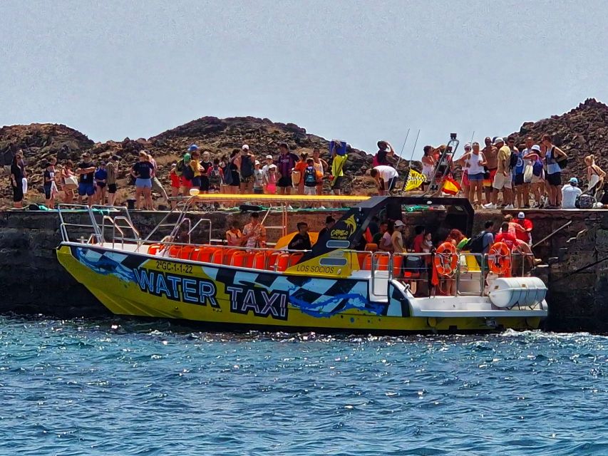 Corralejo: Isla de Lobos Round-Trip Ticket with Park Entry - Corralejo to Lobos: The Fast Ferry Los Socios Setup