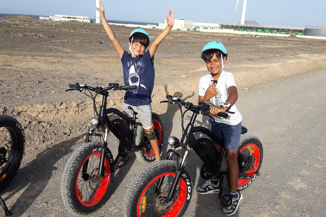 From Corralejo: E-bike/E-scooter 3-4 hour excursion - Stop 3: Bayuyo Crater, Old Volcanic Shape, and Possible Chipmunks