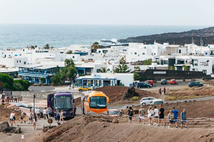 From Fuerteventura: Lanzarote Trip with Wine Tasting & Lunch - The early start reality (and why it may be worth it)
