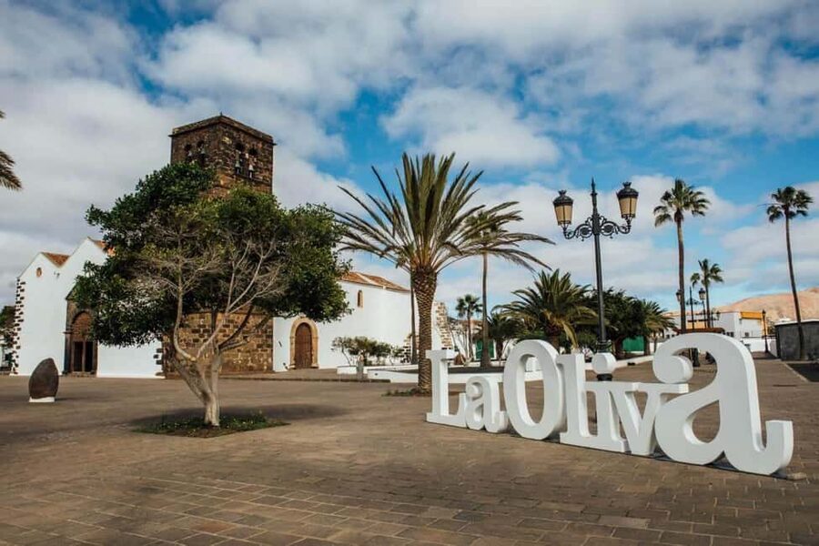 Fuerteventura :Dunas Corralejo, La Oliva Iglesia:¡cruceros! - Getting Back to Repsol and the Cruise Port on Time