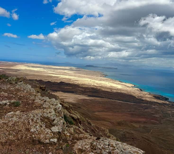 Fuerteventura: Island Highlights Sightseeing Tour - Tuineje, Antigua, and inland village time: the human side of Fuerteventura