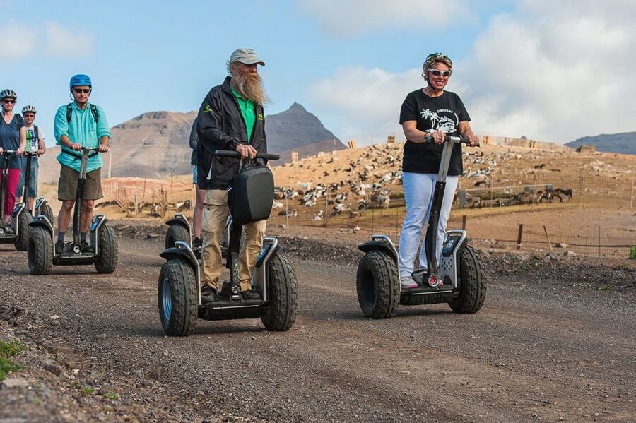 Fuerteventura : La Pared 2,5 hours Segway Tour - Guide quality, coaching, and the language factor