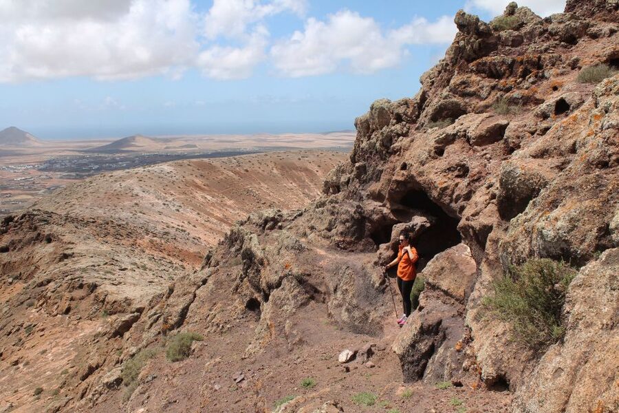 Fuerteventura: Montaña Escanfraga Volcano Summit Hike - Montaña Escanfraga and the camel route: your 5-hour ascent