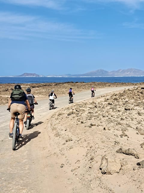 Fuerteventura Norte: Coast to Coast E-Bike Tour - Starting out at Dune E-Bike: what you actually get