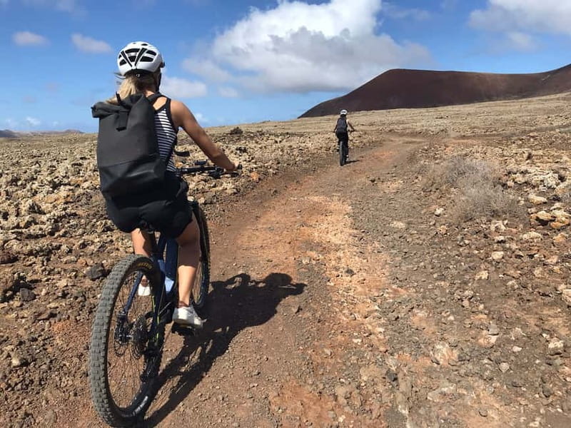 Fuerteventura North: PREMIUM E-bike guided tour - Meeting at Acua Water Park: get oriented in minutes