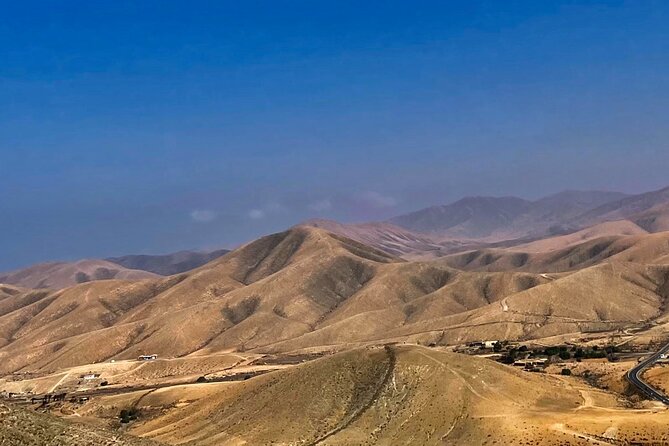 Fuerteventura: PANORAMA GRAND TOUR 2in1 Historic & photo tour. - Mirador Guise y Ayose: Short Stop, Big View (When Weather Behaves)