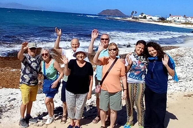 Fuerteventura: PRIVATE Panorama grand TOUR - Lagunas y Playa de El Cotillo: mini-bus cruising and natural pools