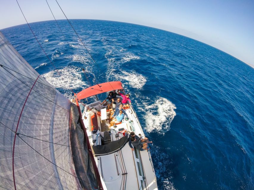 Fuerteventura: Sailing with Snorkeling and Dolphin Watching - Morro Jable harbor stop: seeing manta rays before you even set sail