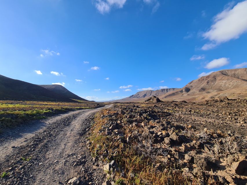 Fuerteventura south: enduro trips on motocycle/lic. B,A1&2,A - The 2-Hour Ride: Gravel Roads, Sand, Rocks, and Route Choices
