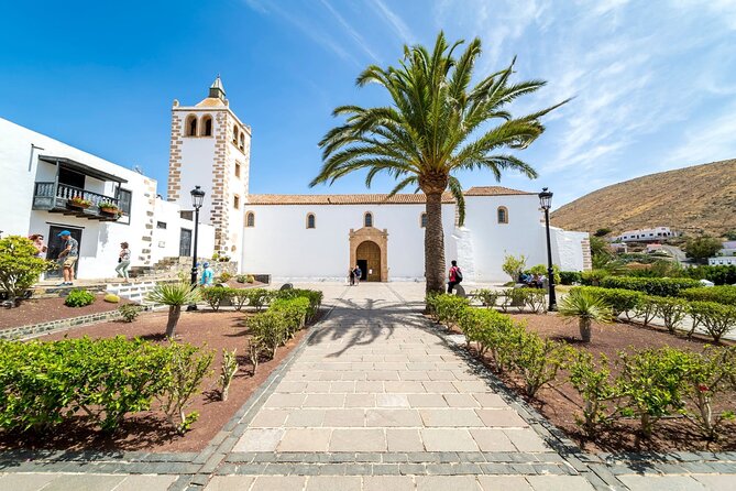 Fuerteventura Villages Caves and Farm Tour with Lunch from South - Valle de Santa Inés lunch: locally sourced in a family-run setting