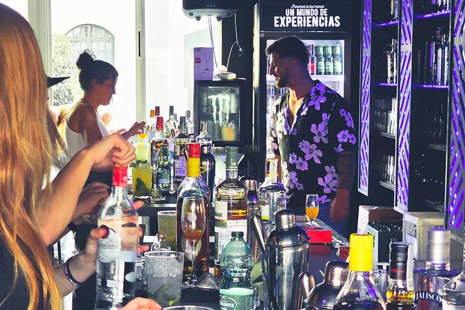 Fuerteventura Wine & Cheese Experience - Painting on Canvas + The Photo Moment