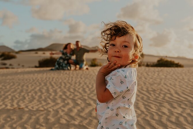 Fun and spontaneous family photoshoot - Corralejo Fuerteventura - A quick decision: should you book Crazy Shutter Photography in Corralejo?