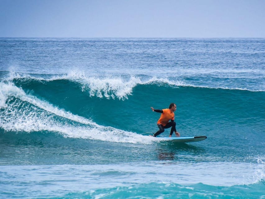 La Pared: Surf Courses for All Levels - All levels, up to 8 people: why the group size matters