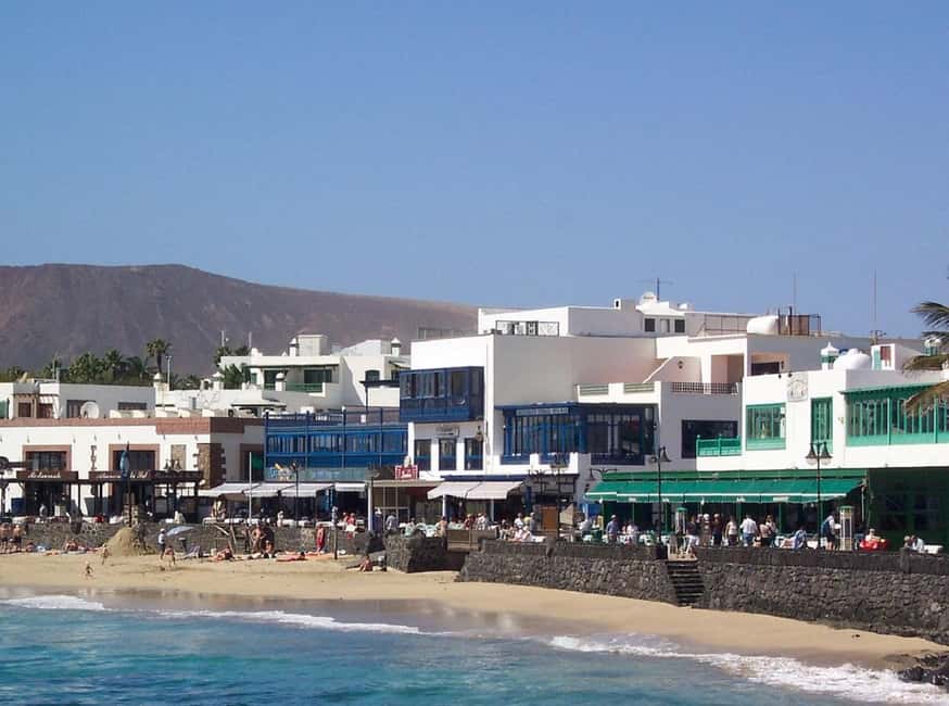 Lanzarote Shopping from Caleta de Fuste (Fuerteventura) - Key things that make this Lanzarote shopping day work