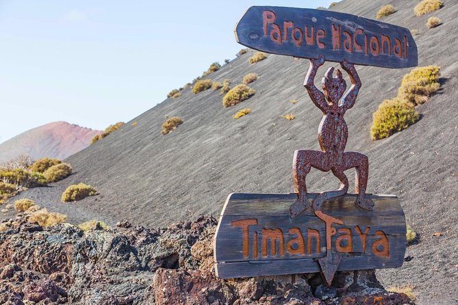 Lanzarote Volcano and Wine Region Tour from Fuerteventura - Key things I’d circle before you go