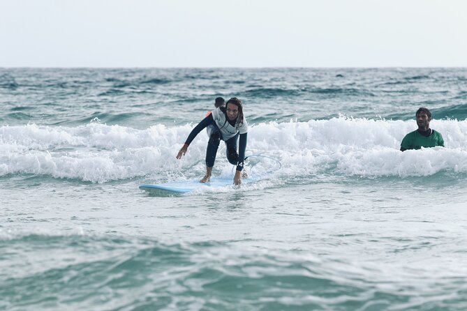 Lezioni di Surf per Beginner e Intermedi (6 persone a istruttore) - The 4-hour surf session flow: built for first waves and skill polish