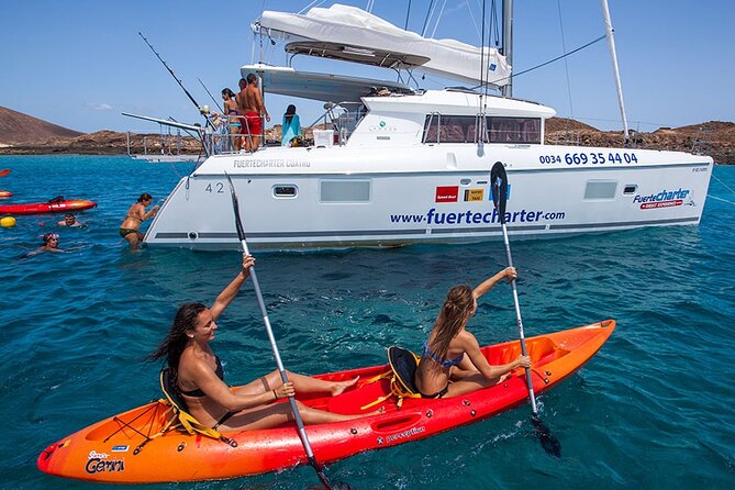 Private Catamaran trips to Lobos Island in Lagoon 400 - Why a private Lagoon 400 is such a good match for Lobos