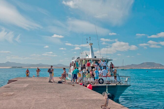 Return Ferry to Lobos Island from Corralejo, Fuerteventura - Isla de Lobos: why the ferry feels like a real change of scenery