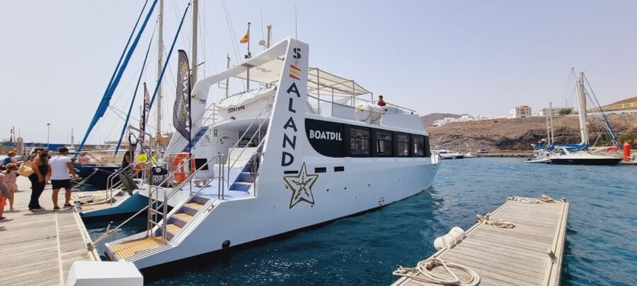 Southeast Fuerteventura: Boat Cruise with Lunch and Drinks - Tips to make the 5 hours feel easy